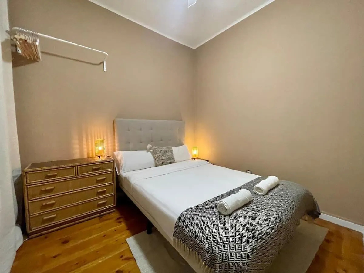 Sagrada Familia 4Bd Only For Families Or Business Groups Apartment Barcelona