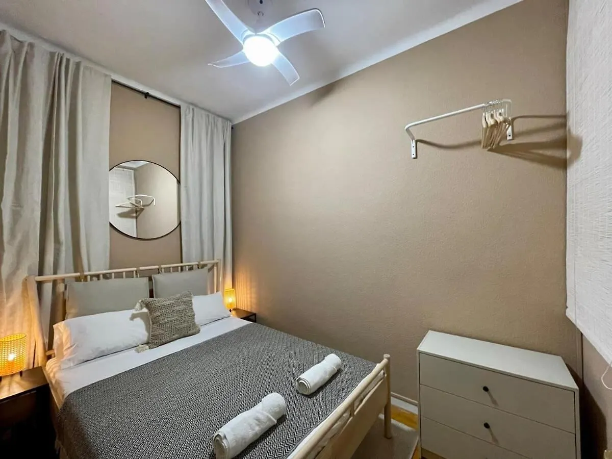 Sagrada Familia 4Bd Only For Families Or Business Groups Apartment Barcelona 0*,  Spain